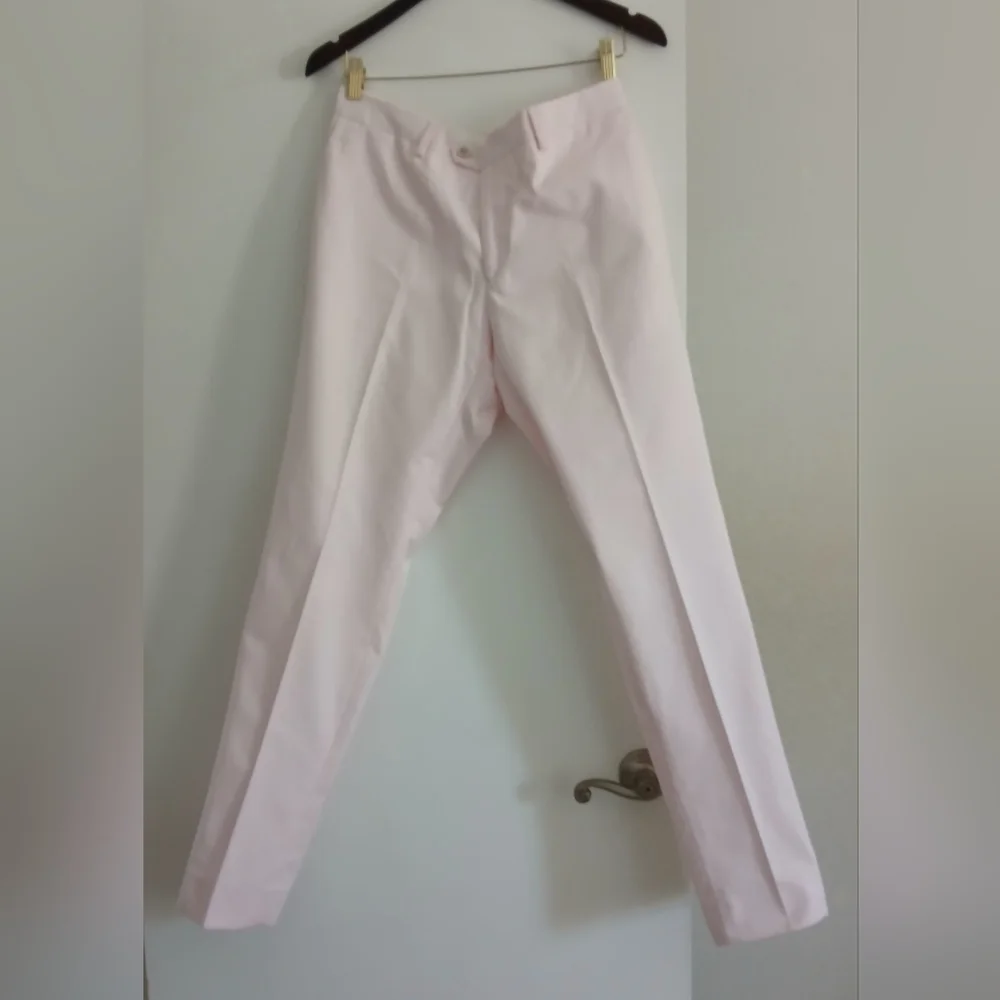 Nigel Curtiss Jim Thot costumized pants in light pink.Made in Italy.Size 50 (IT)